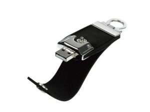 Pendrive llavero cuero 64 gb