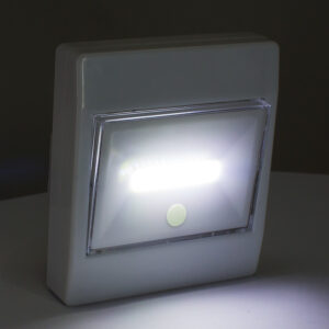 Luz led de emergencia 5 Luz led de emergencia personalizable, vista 3