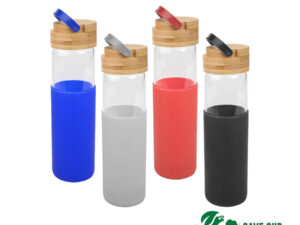 Botella de vidrio con funda de silicona