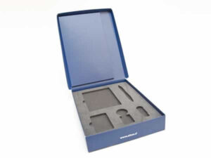 Caja entrega Aitue_cajas_4_logotipo_personalizado_07