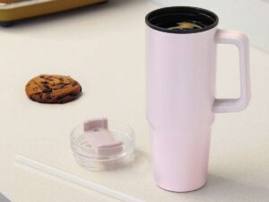 alt promocional publicitario Vaso T701 rosa contexto 1