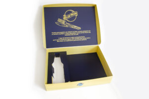 Caja influencer blue moon personalizable, vista 6