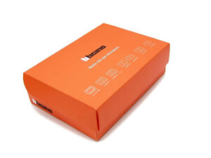 Caja entrega productos Bticino_cajas_19_logotipo_personalizado_02