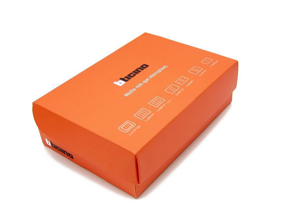 Caja entrega productos Bticino_cajas_19_logotipo_personalizado_02