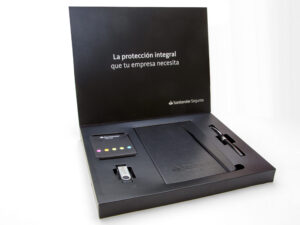 Kit lanzamiento Santander Seguros - imagen 3