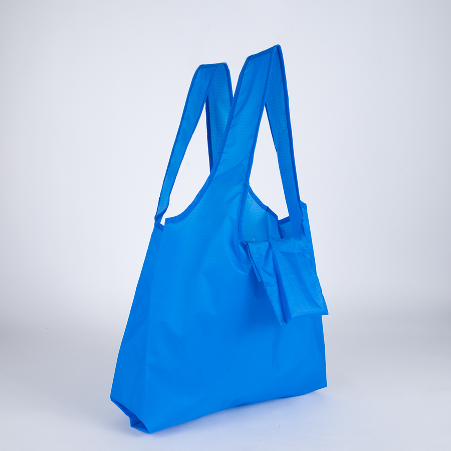 Bolsa plegable de compras en tela reciclada RPET 15L 3 Bolsa plegable de compras en tela reciclada RPET 15L - Imagen 3