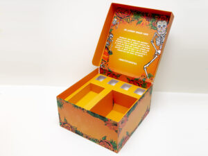 Caja monster mango loco personalizable, vista 4
