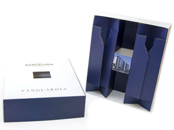 Caja entrega dos copas una botella_cajas_102_logotipo_personalizado_07