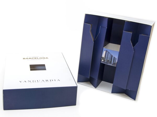 Caja entrega dos copas una botella_cajas_102_logotipo_personalizado_02
